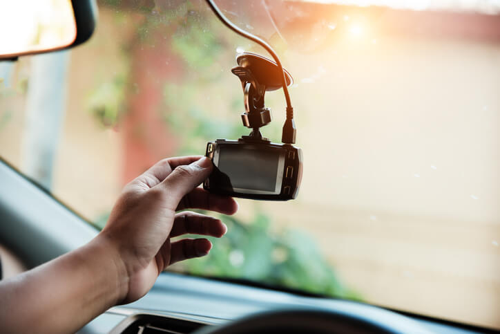 How Do Dash Cams Work in California Car Accident Claims?