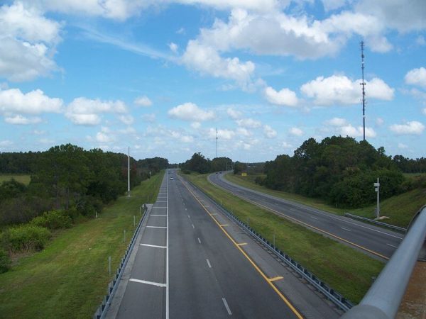 view of Florida turnpike near Cypress Lakes