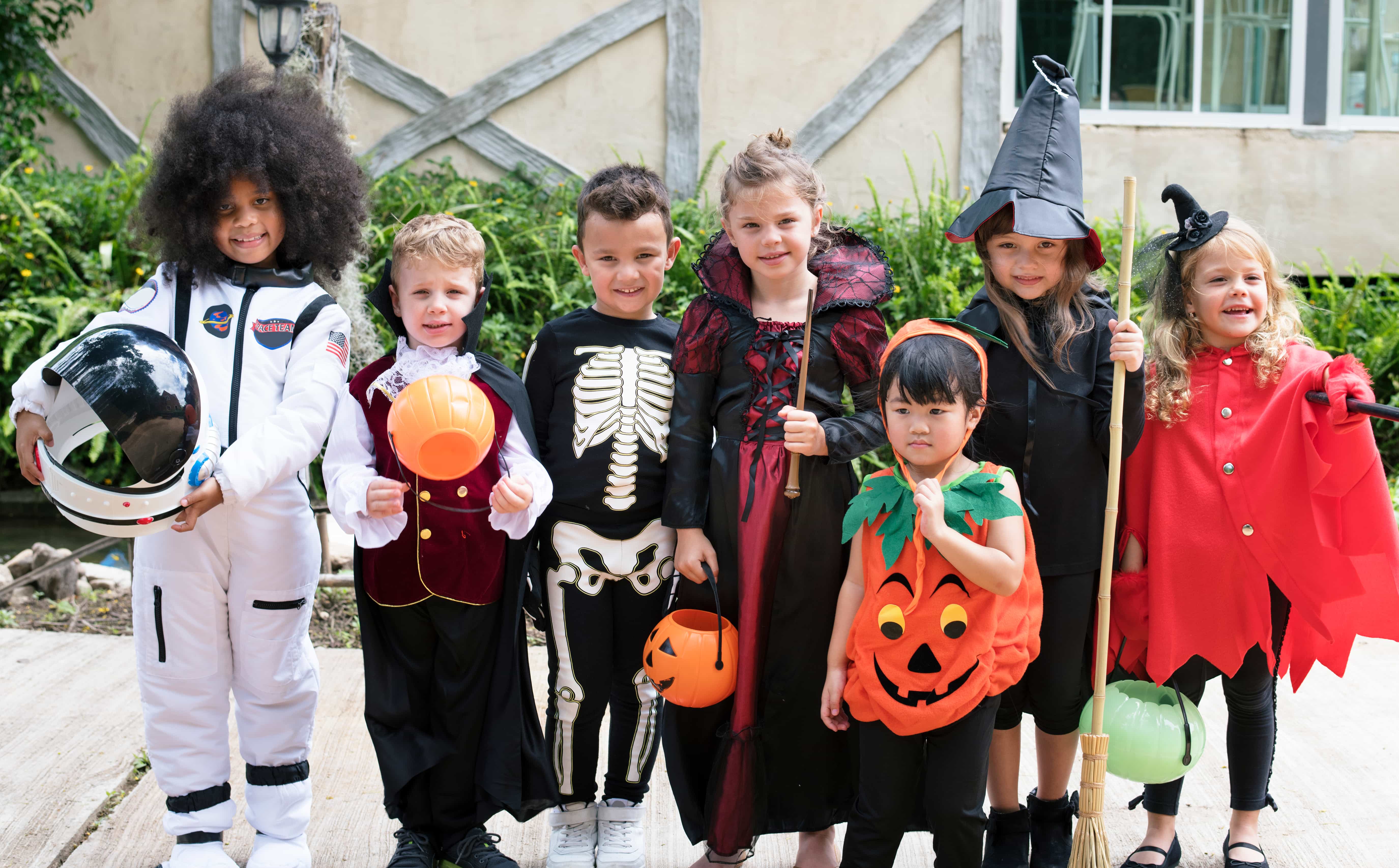 halloween-driving-safety-tips