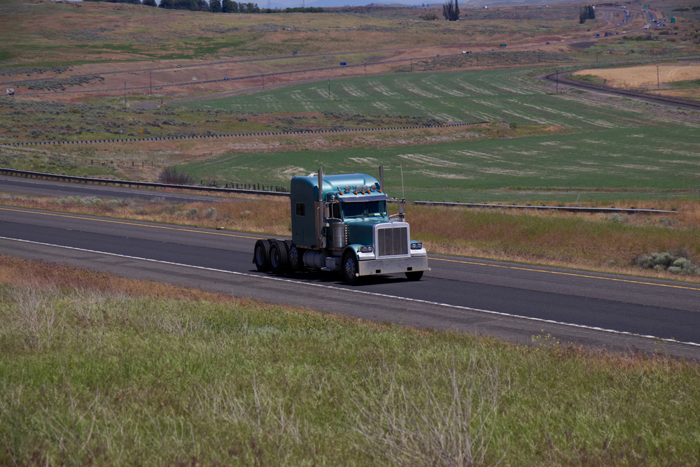 Bobtailing Truck