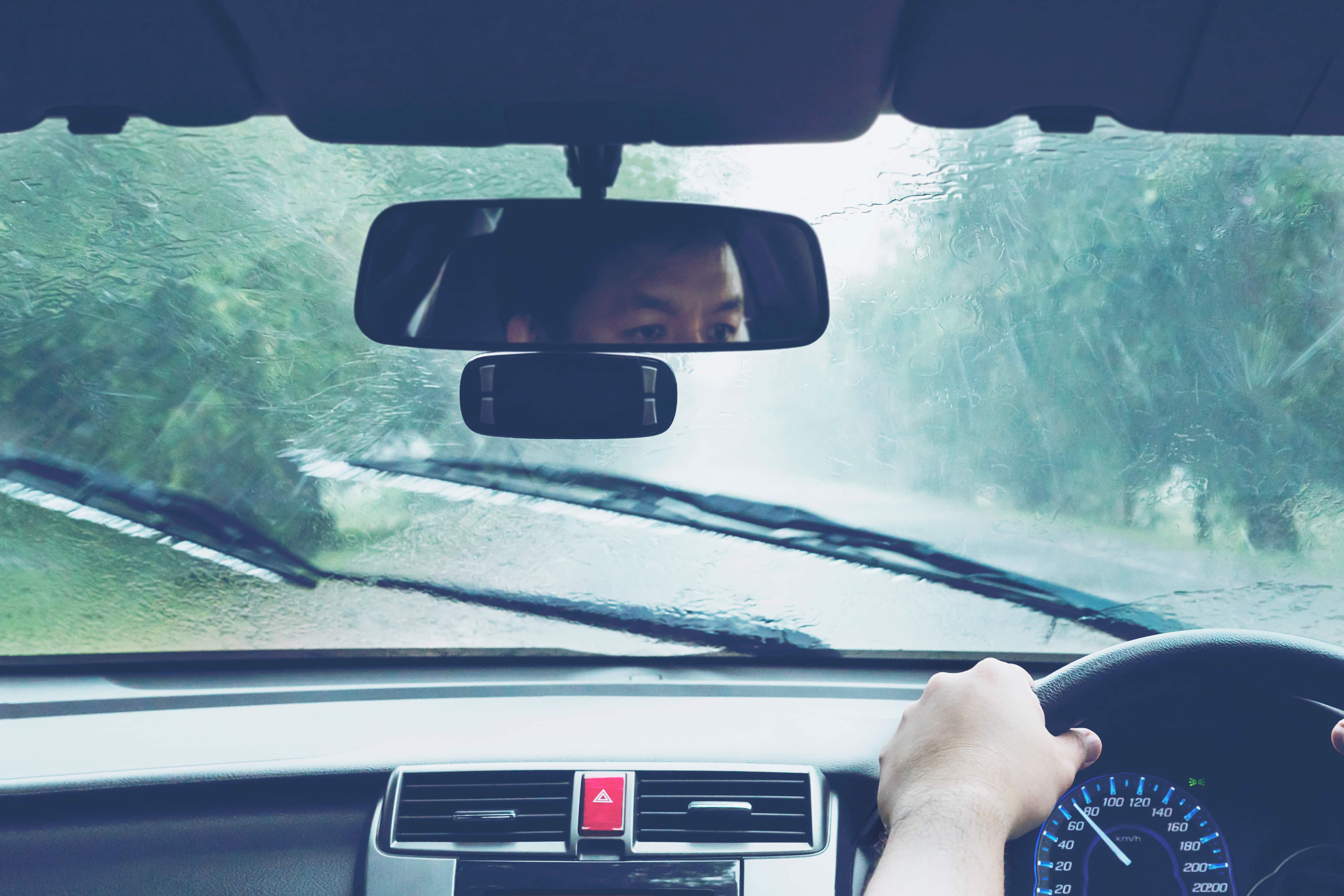 Driving in a Hurricane Here’s What to Do (1)